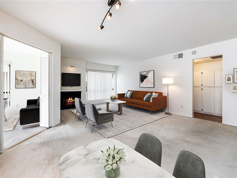 1st image of 225 N Rose St Unit 307