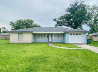 413 W McNeese St, Lake Charles, LA 70605