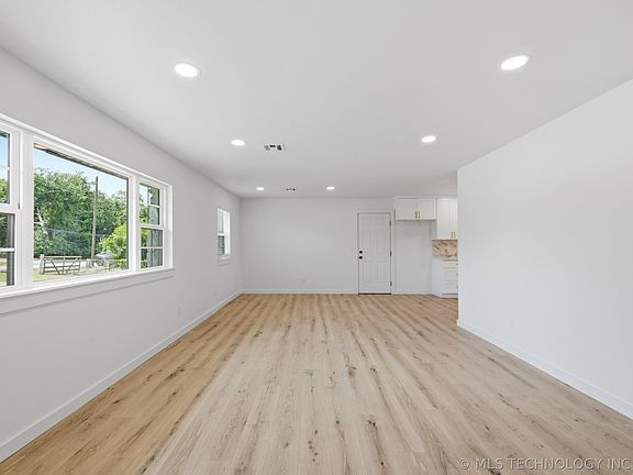 2nd image of 3911 W 61st St S