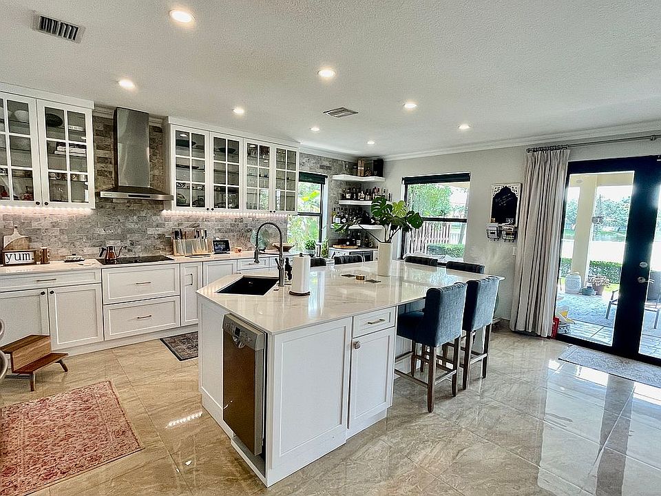 Open Kitchen Layout