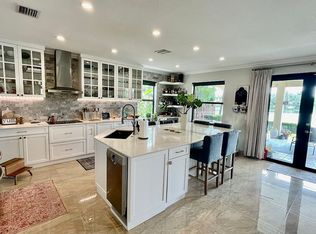 11490 NW 87th Ln, Doral, FL 33178