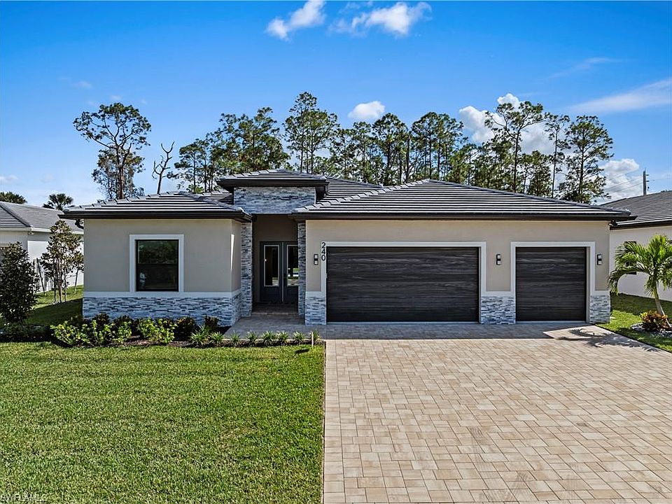 1st image of 240 Allamanda WAY