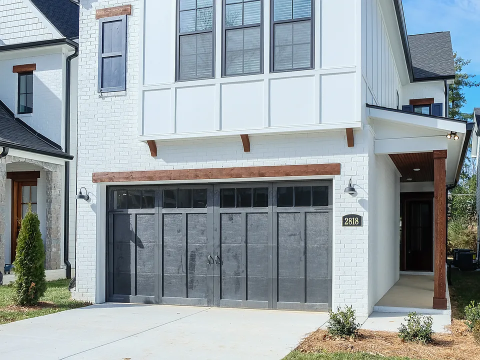 2818 Valley Rd
