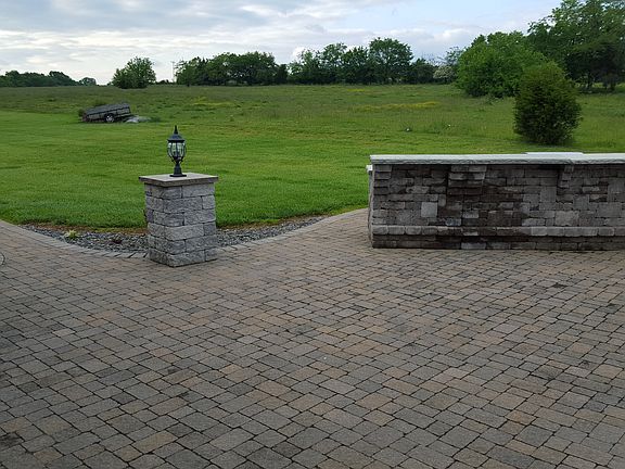 4th image of 103 Iroquois Cir