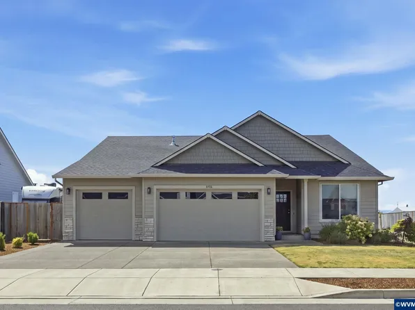 4722 Royal Dr NE, Albany, OR 97321