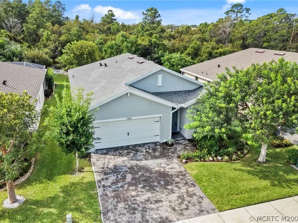 1404 NE White Pine Ter, Ocean Breeze, FL 34957