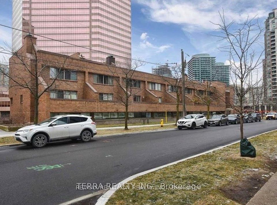 1st image of 1 Duplex Ave #105