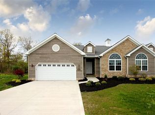 206 Schooner Ct, Vermilion, OH 44089