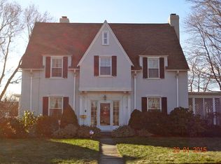 1087 W Broad St, Stratford, CT 06615