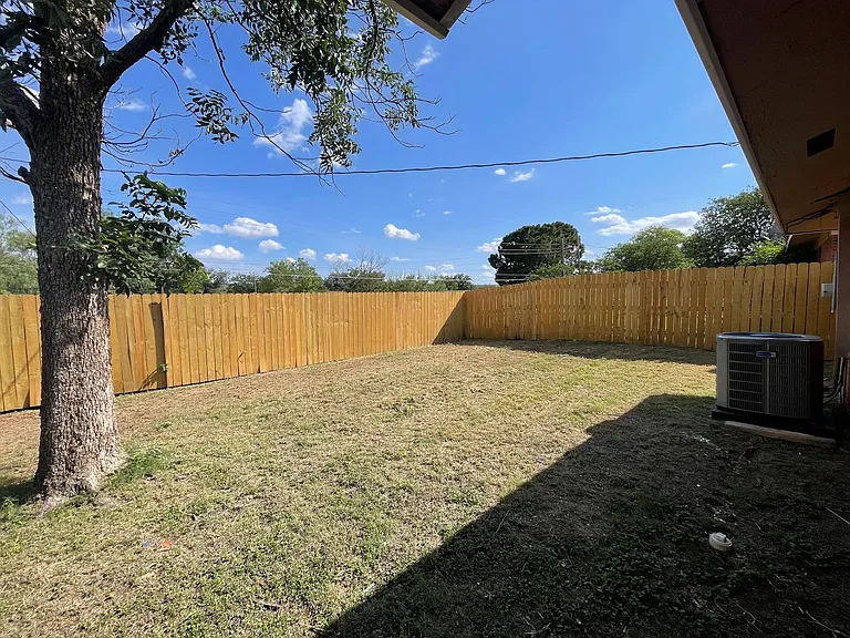 3214 Drexel Ave — Photo 12