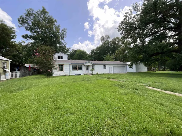308 E Douglas St, Jefferson, TX 75657