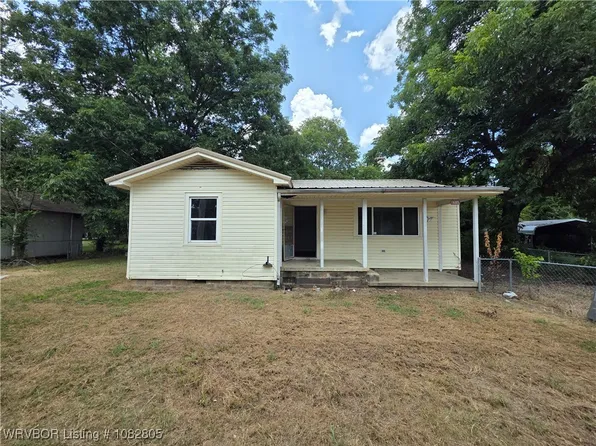 645 S Broadway Ave, Booneville, AR 72927