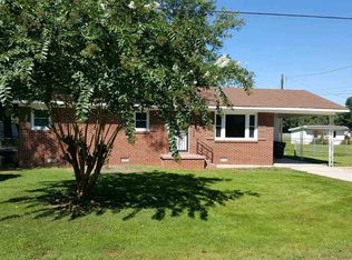 104 Lyndale St, Trenton, TN 38382