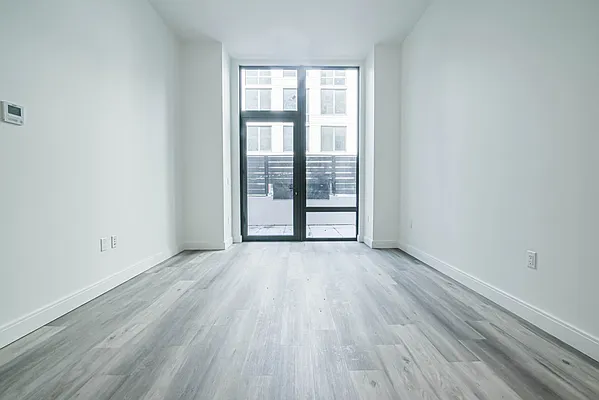 Rented by EXR | media 3