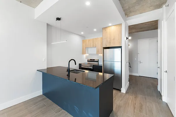 Rented by REAL New York | media 21