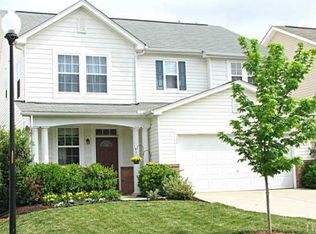 200 Folsom Dr, Holly Springs, NC 27540