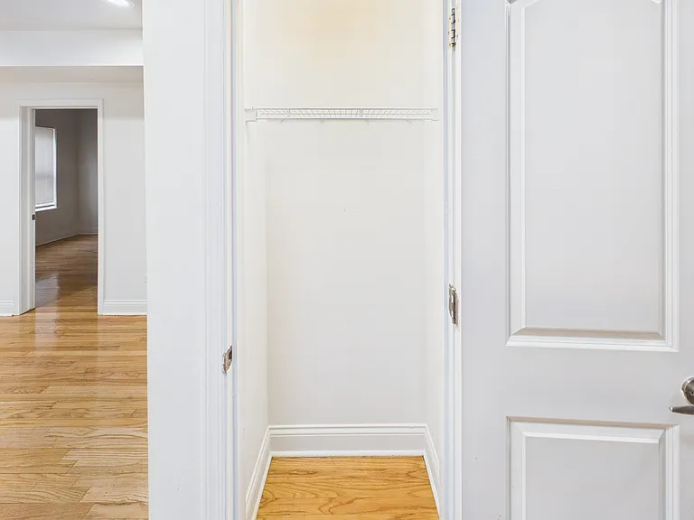 7403 N Hoyne Ave #2 — Photo 8