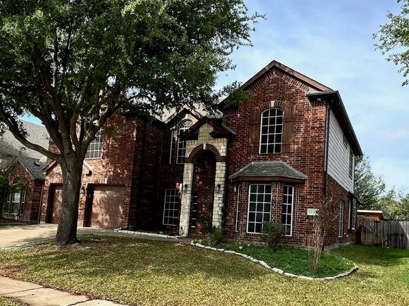 11501 Pheasant Creek Dr, Fort Worth, TX 76244