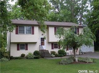 7314 Manlius Center Rd, East Syracuse, NY 13057