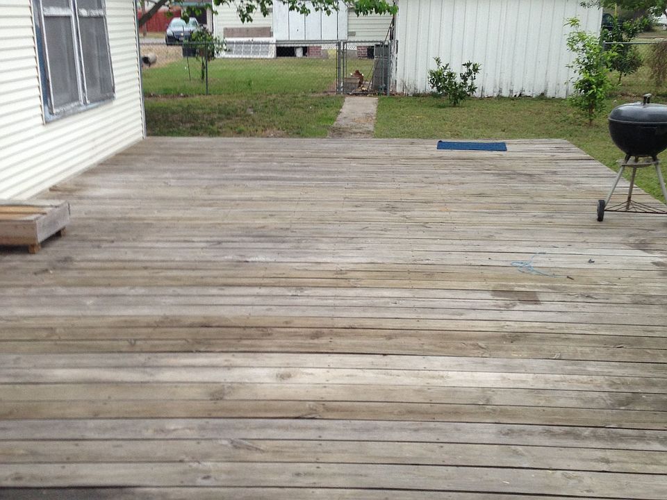 120 S San Antonio St, Port Lavaca, TX 77979 Zillow