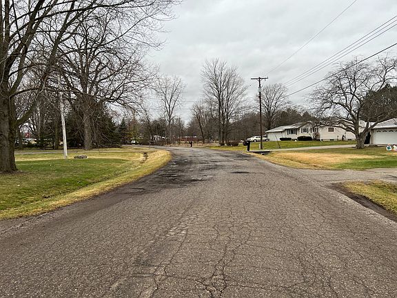 4th image of 6182 Sugarloaf Dr