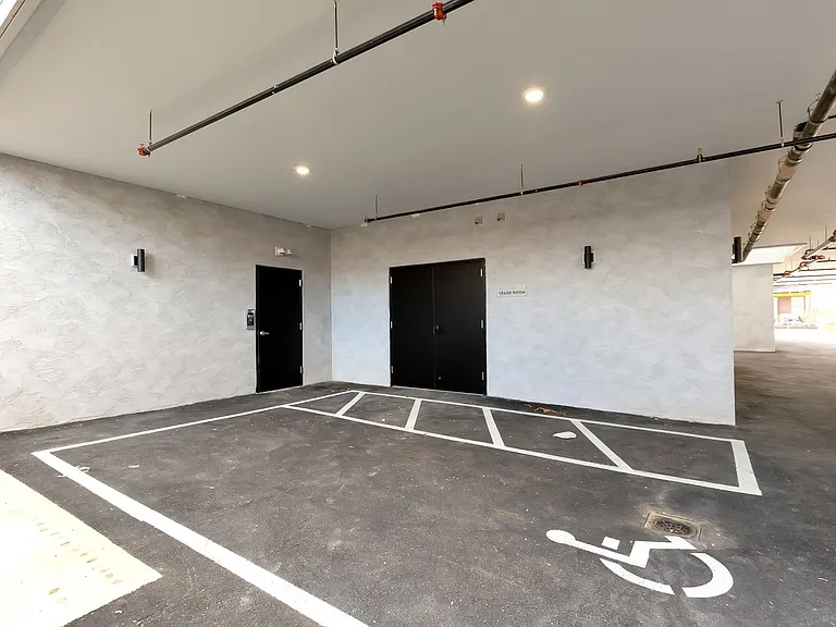 Stunning New Luxury Apartments at The Vienna — Photo 40