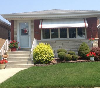 6231 S Neenah Ave, Chicago, IL, 60638