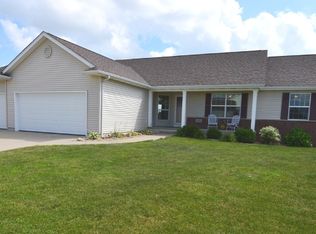 2411 Woodhill Dr SW, Cedar Rapids, IA 52404