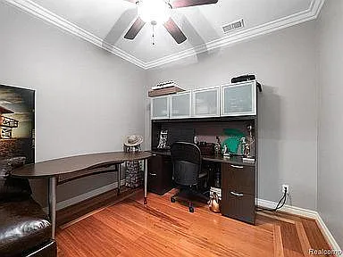 202 Walnut Blvd — Photo 7