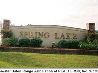 176 Spring Lake Dr, Walker, LA 70785