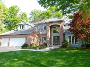 820 W Bennett Ct, Dunlap, IL 61525