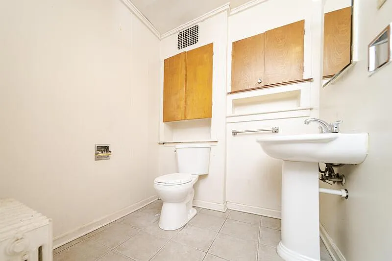 1 bed, 1.0 bath, 800 sqft, $1,100 — Photo 4