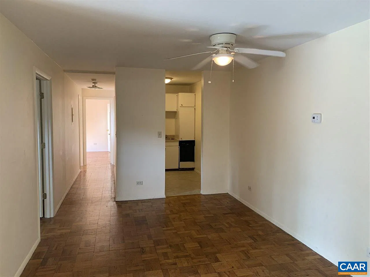 3 bed, 1.0 bath, 970 sqft, $2,800 — Photo 4