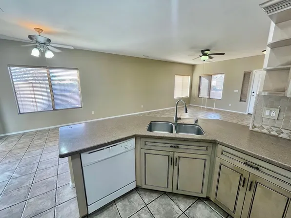 99 3rd Ave W, Buckeye, AZ 85326