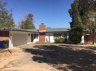 20560 Sitting Bull Rd, Apple Valley, CA 92308