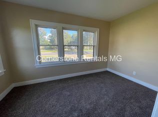 656 E Main St, Valley City, ND 58072