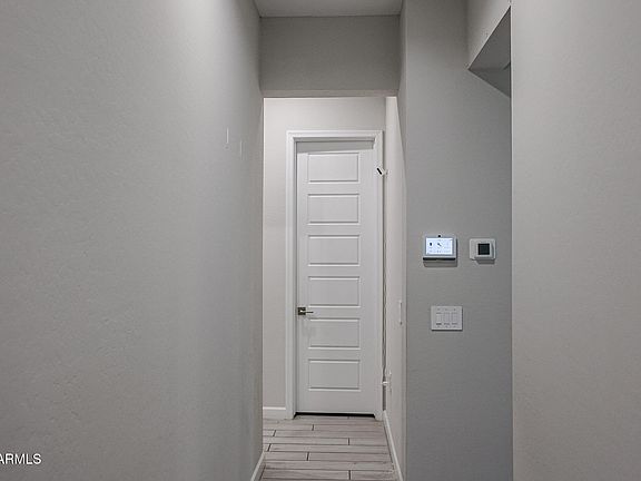 5th image of 4871 E VILLAGE Drive