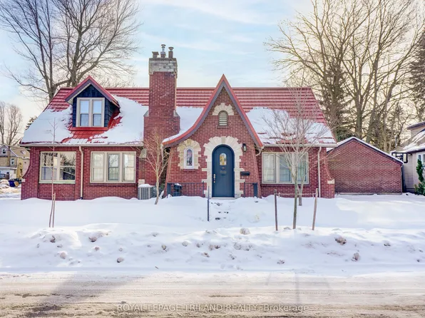 1 Woodland Pl, London, ON N6C 1H9