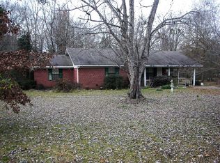 565 S Archie Jackson Rd, Grenada, MS 38901