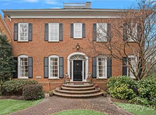 1224 Wareham Ct, Charlotte, NC 28207