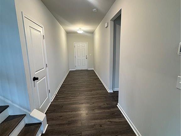 2nd image of 719 Saffron Blvd