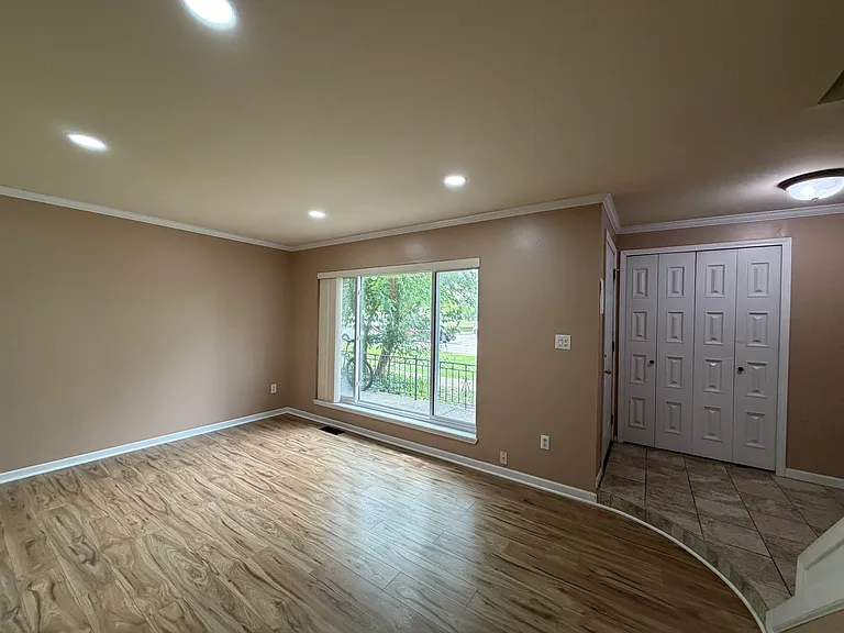 29852 City Center Dr #3 — Photo 4