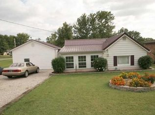 161 E 37th St, Jasper, IN 47546
