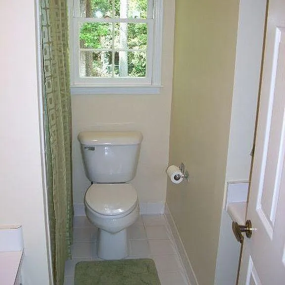 1295 Seven Springs Cir — Photo 3