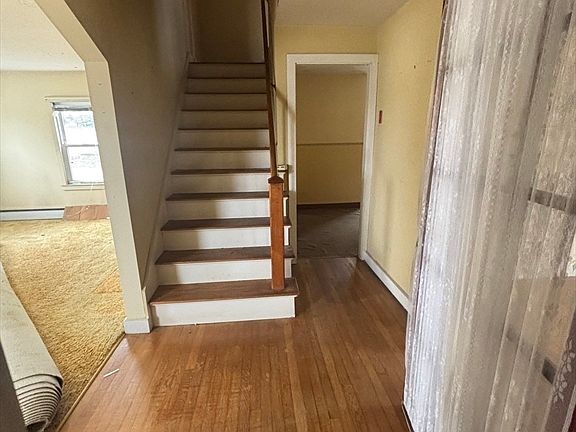 2nd image of 25 Shannon St