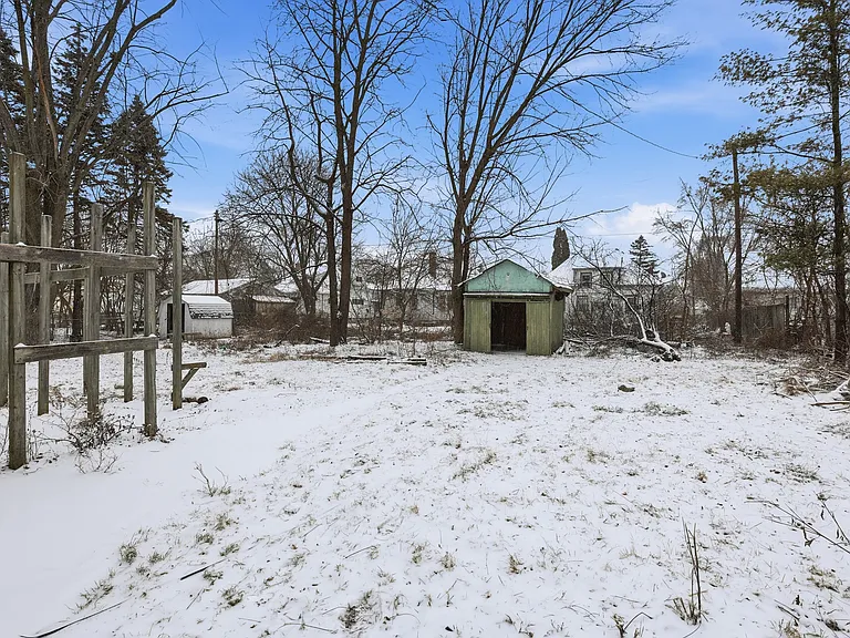 2310 Jerome St — Photo 13