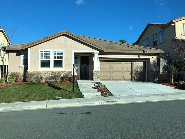 2351 Maho Bay Cir photo 1
