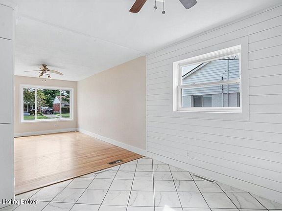 4th image of 3214 Wellingmoor Ave