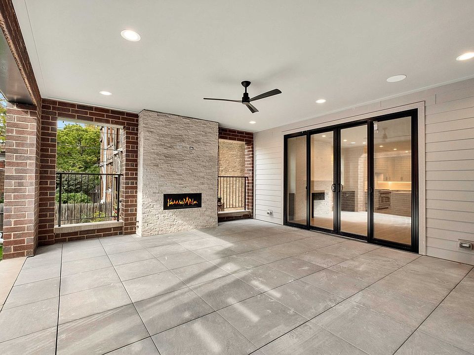 2nd image of 3541 N Fremont St #1