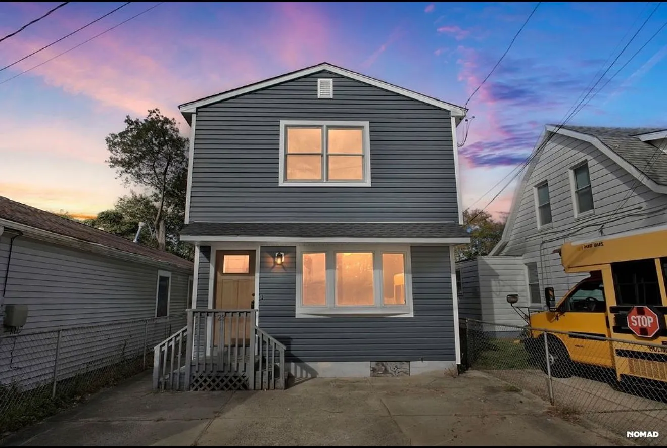 23 Euclid Ave — Photo 1